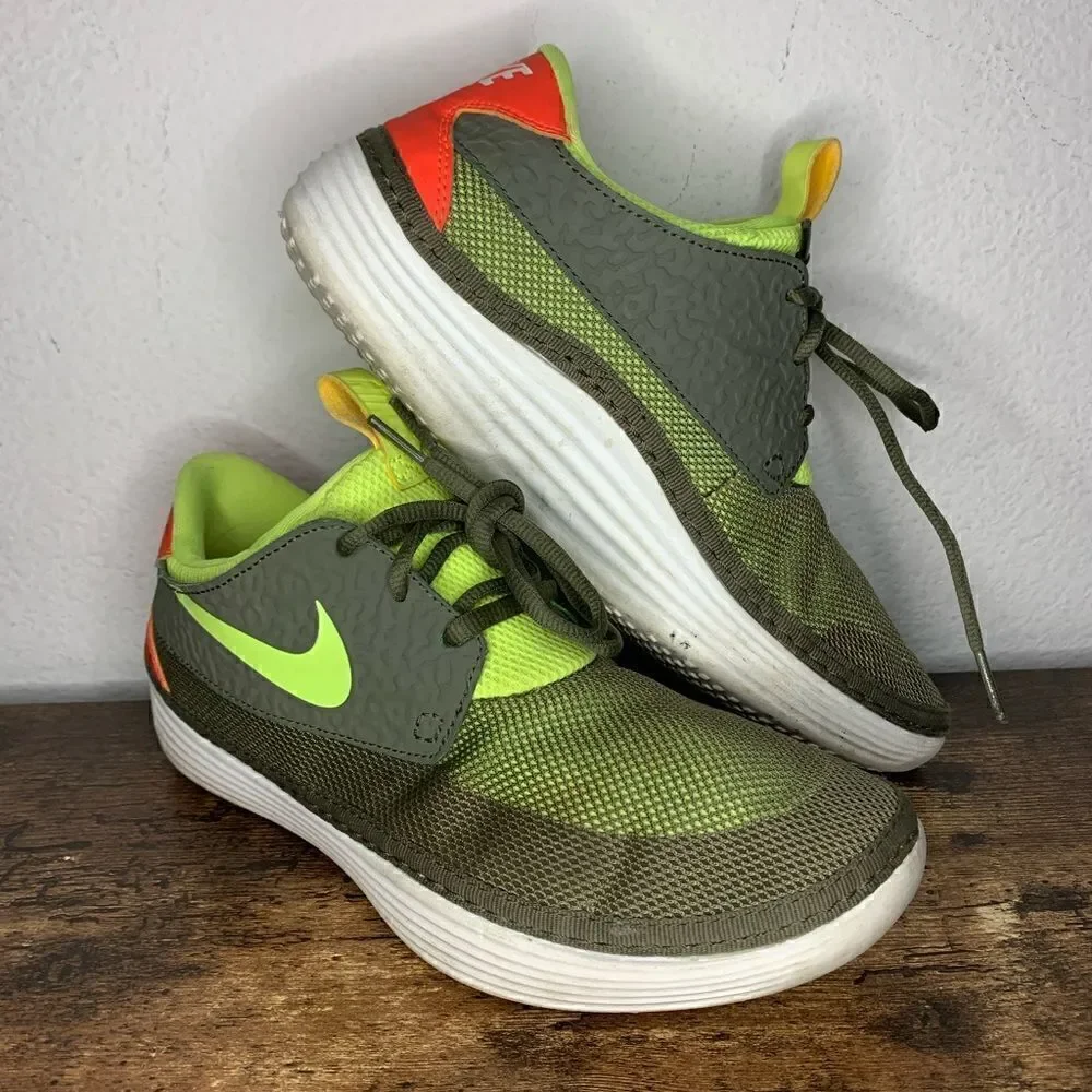 Nike Solarsoft Moccasin Sneakers